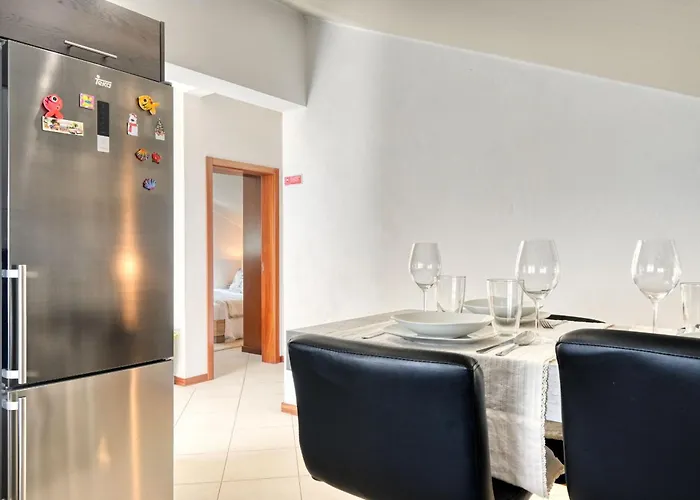 Cantinho Da Mikaela, A In Madeira *