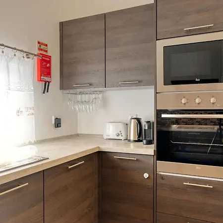 Cantinho Da Mikaela, A In Madeira Apartment *