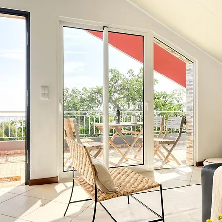 Apartment Cantinho Da Mikaela, A In Madeira *