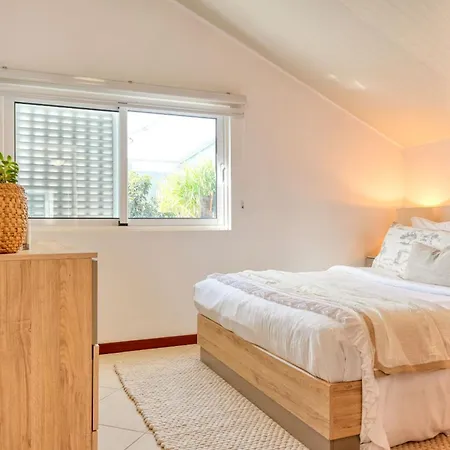 Cantinho Da Mikaela, A In Madeira Apartment