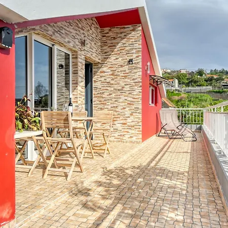 Apartment Cantinho Da Mikaela, A In Madeira *